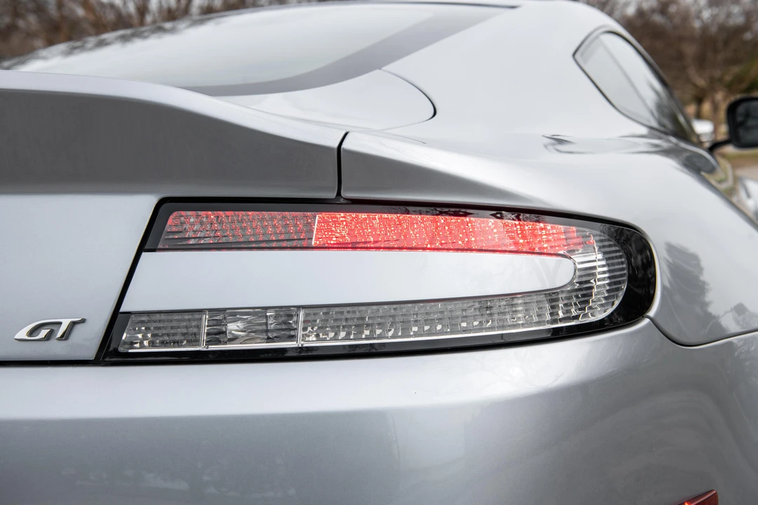 2016 Aston Martin V8 Vantage (2006-2017) - Image 30 of 31