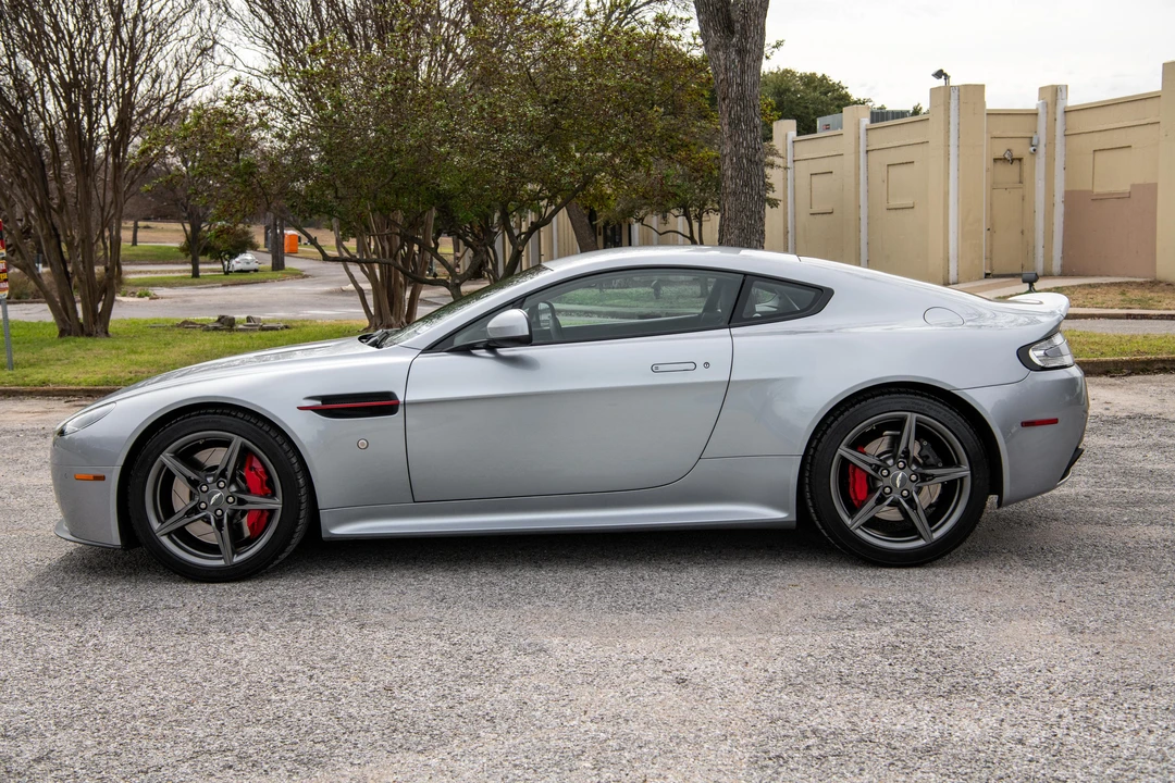 2016 Aston Martin V8 Vantage (2006-2017) - Image 7 of 31