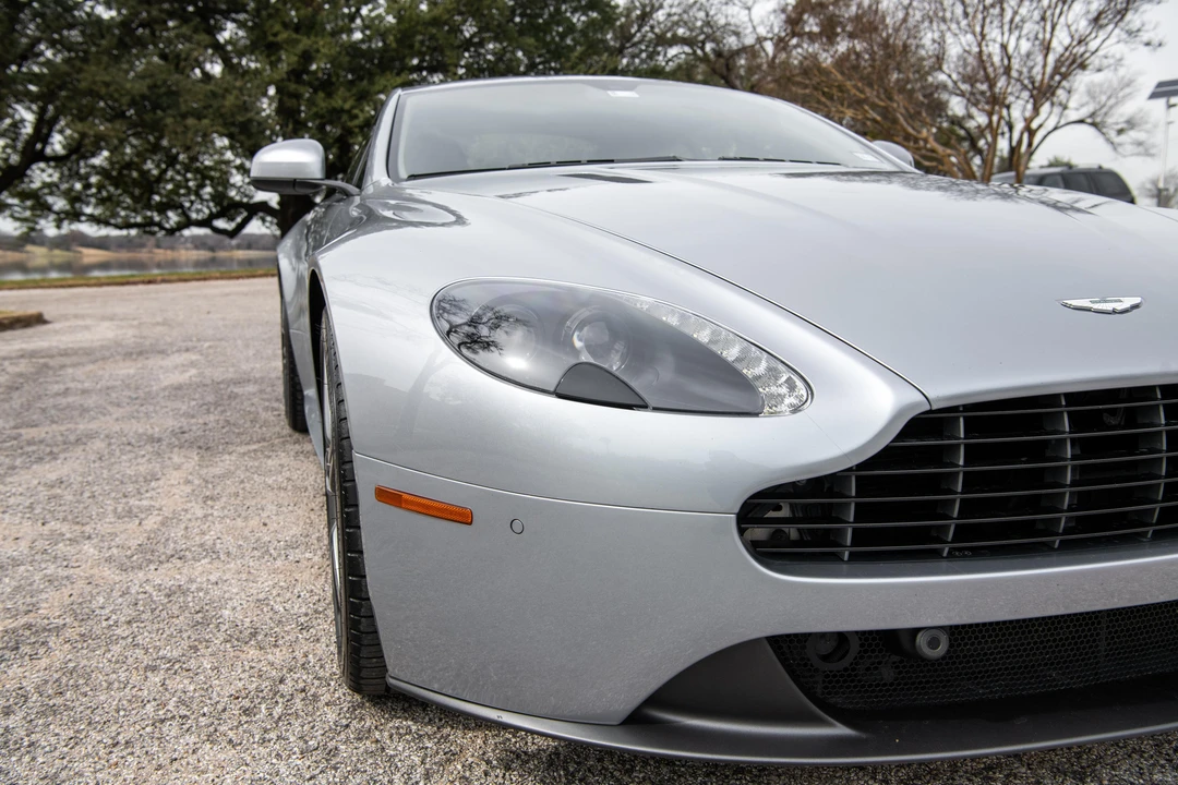 2016 Aston Martin V8 Vantage (2006-2017) - Image 10 of 31