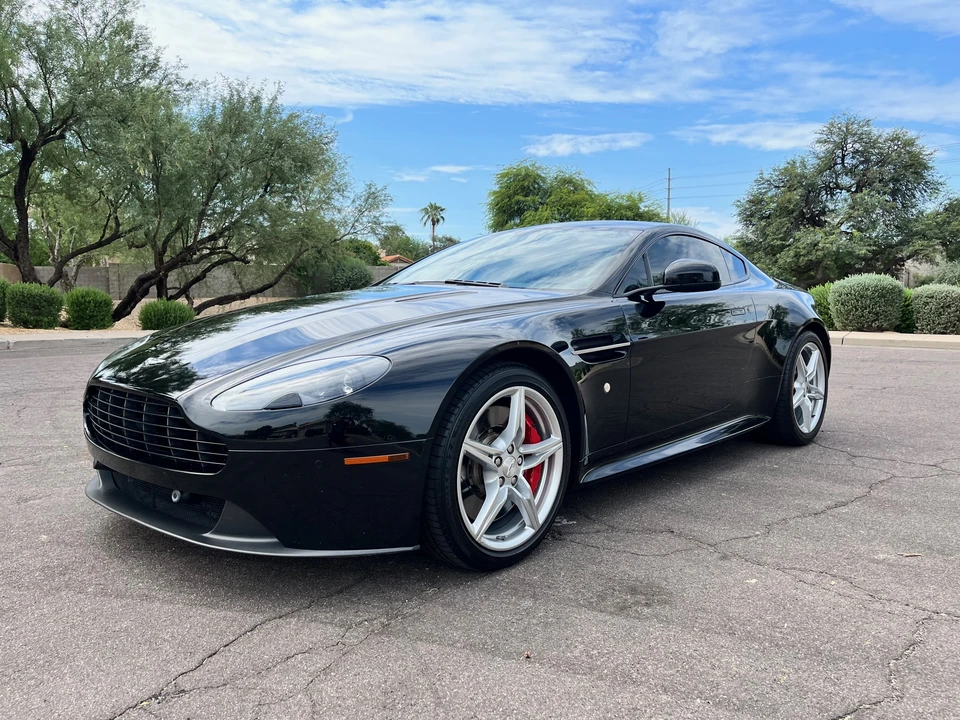 2016 Aston Martin V8 Vantage (2006-2017) - Image 2 of 31