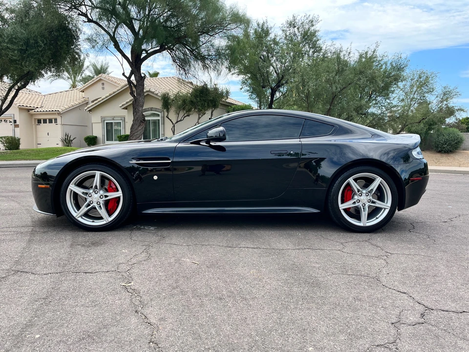 2016 Aston Martin V8 Vantage (2006-2017) - Image 3 of 31