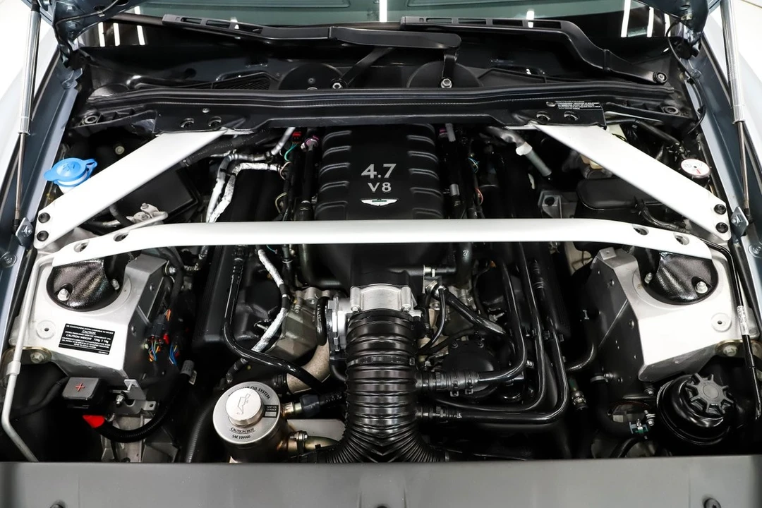 2016 Aston Martin V8 Vantage (2006-2017) - Image 5 of 12