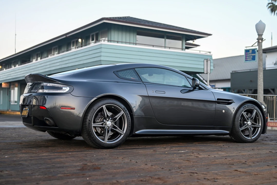 2016 Aston Martin V8 Vantage (2006-2017) - Image 12 of 31