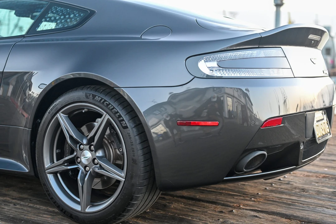 2016 Aston Martin V8 Vantage (2006-2017) - Image 29 of 31