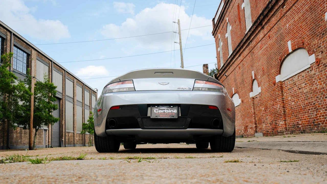 2016 Aston Martin V8 Vantage (2006-2017) - Image 17 of 31