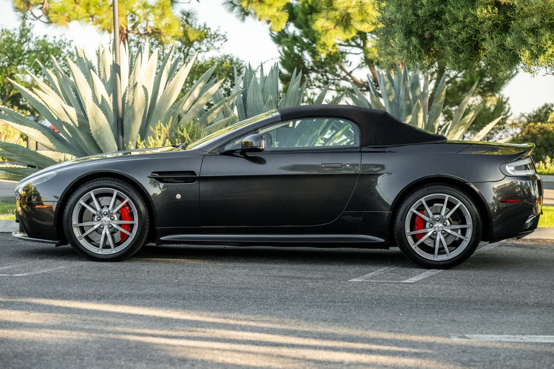 2016 Aston Martin V8 Vantage (2006-2017) - Image 7 of 31