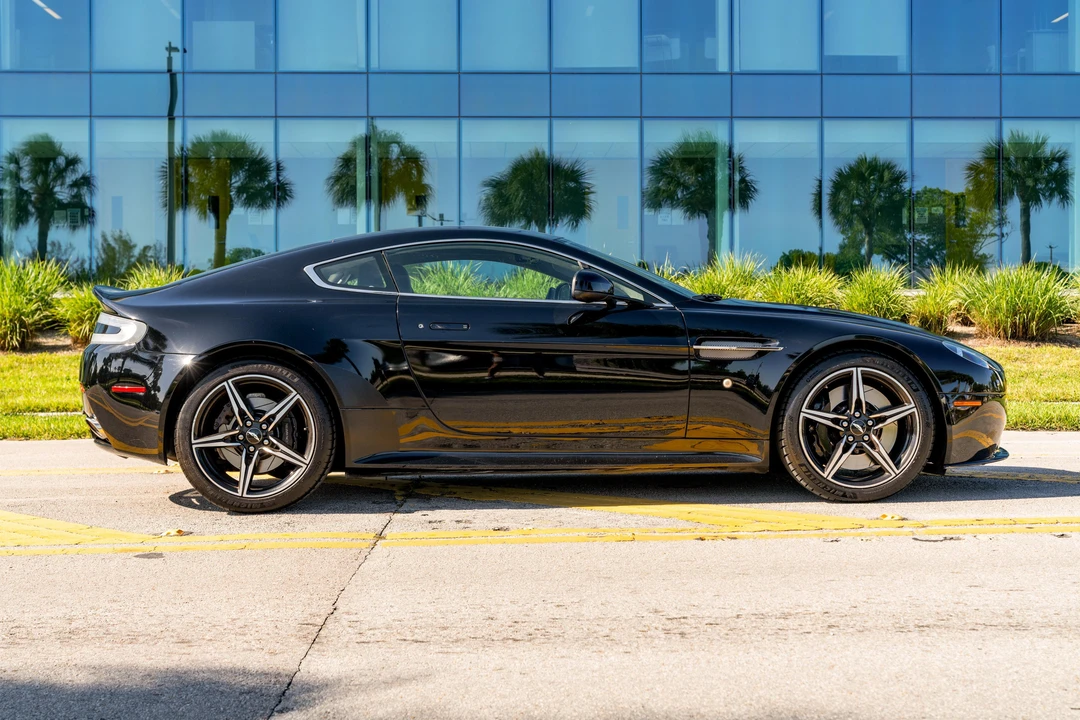 2016 Aston Martin V8 Vantage (2006-2017) - Image 9 of 31