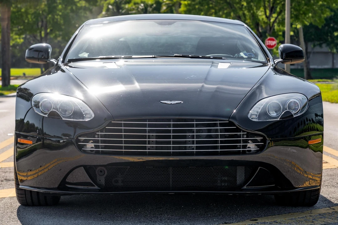 2016 Aston Martin V8 Vantage (2006-2017) - Image 2 of 31