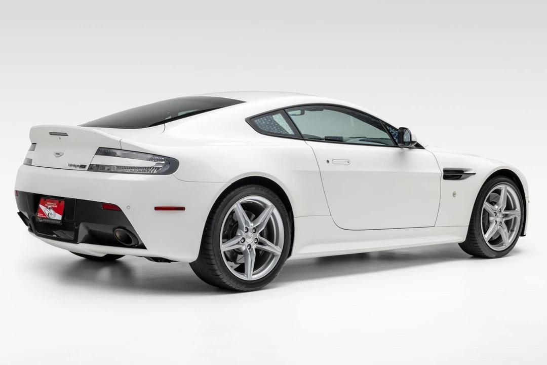 2016 Aston Martin V8 Vantage (2006-2017) - Image 4 of 31