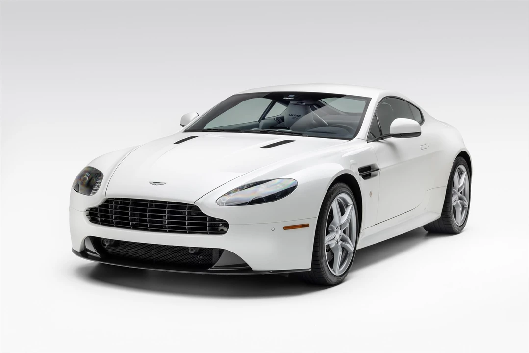 2016 Aston Martin V8 Vantage (2006-2017) - Image 7 of 31