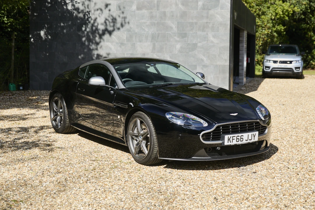 2016 Aston Martin V8 Vantage (2006-2017) - Image 3 of 31