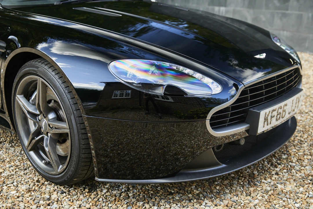 2016 Aston Martin V8 Vantage (2006-2017) - Image 16 of 31