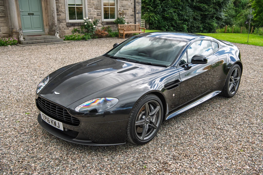 2015 Aston Martin V8 Vantage (2006-2017) - Image 3 of 31