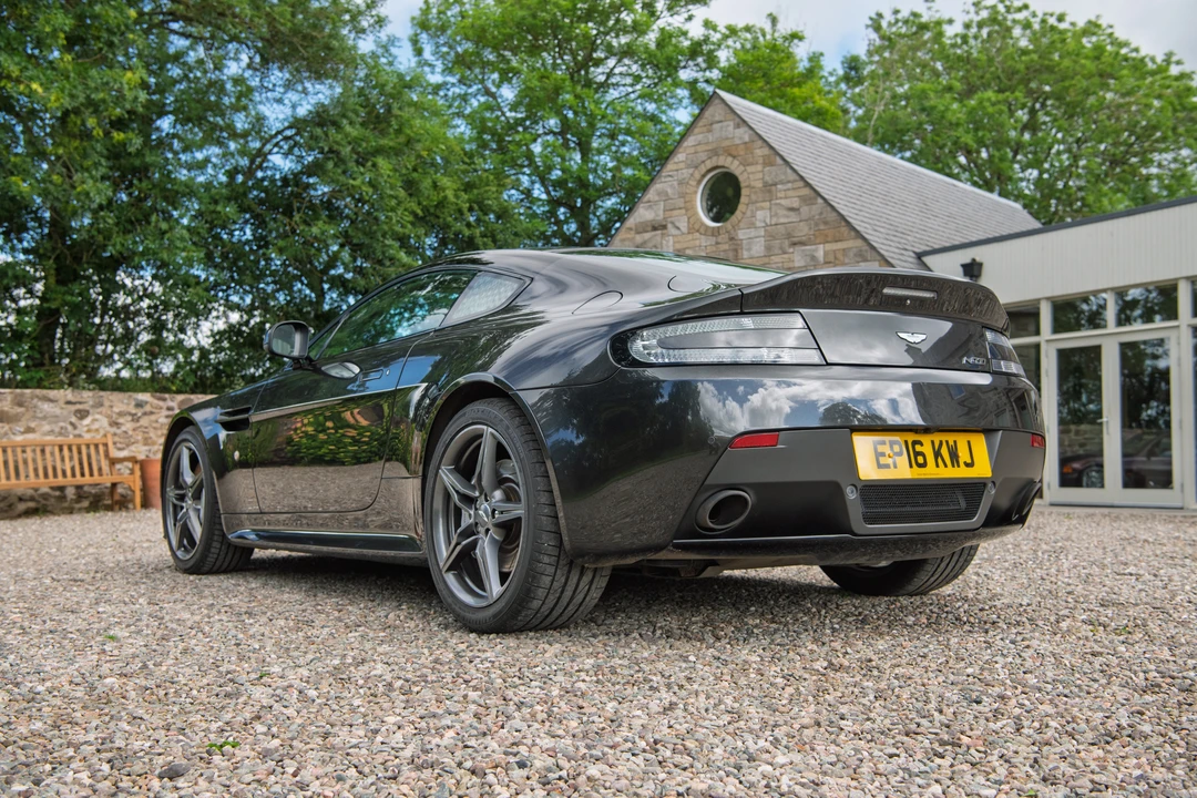 2015 Aston Martin V8 Vantage (2006-2017) - Image 12 of 31