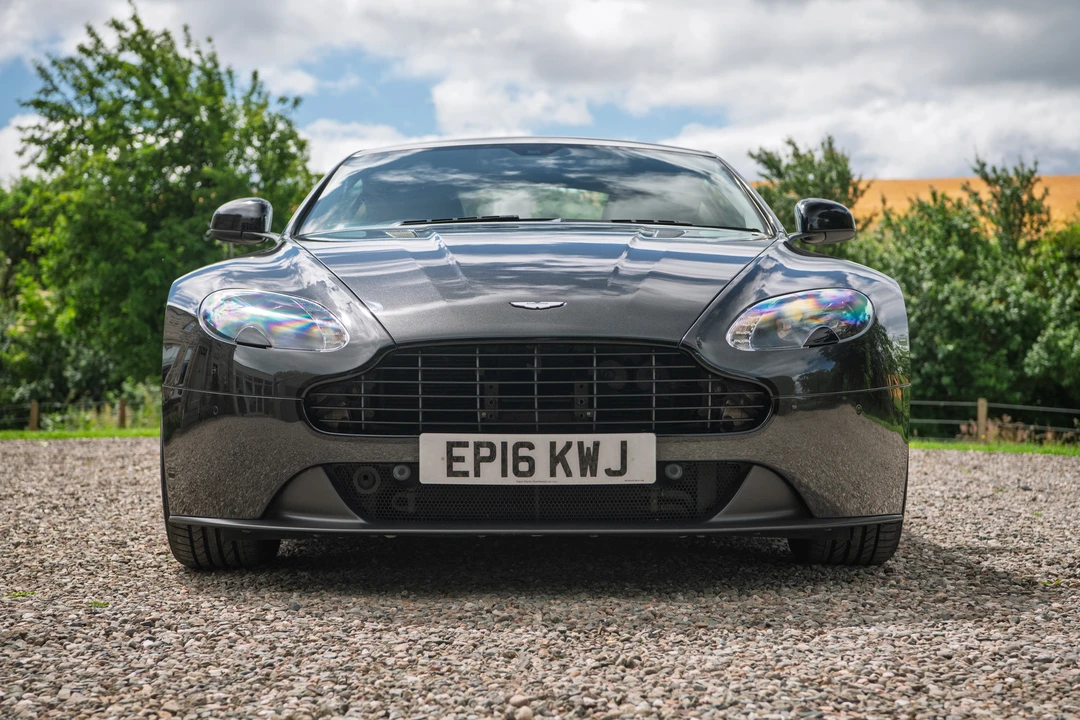 2015 Aston Martin V8 Vantage (2006-2017) - Image 2 of 31