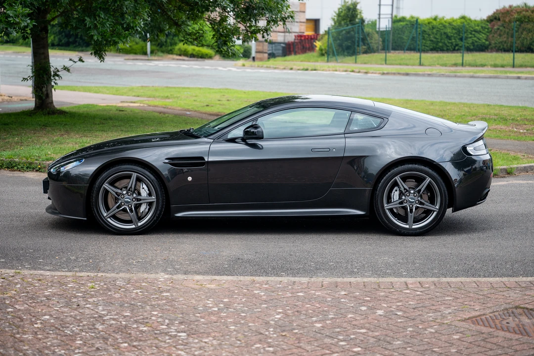 2016 Aston Martin V8 Vantage (2006-2017) - Image 4 of 31