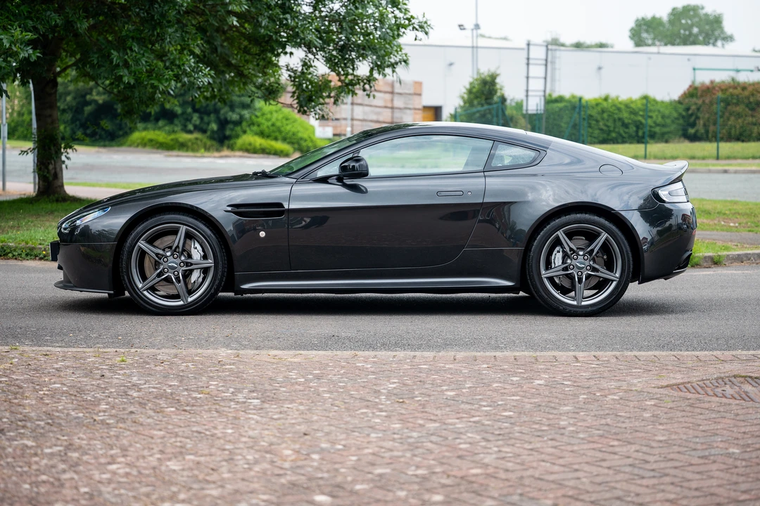 2016 Aston Martin V8 Vantage (2006-2017) - Image 12 of 31