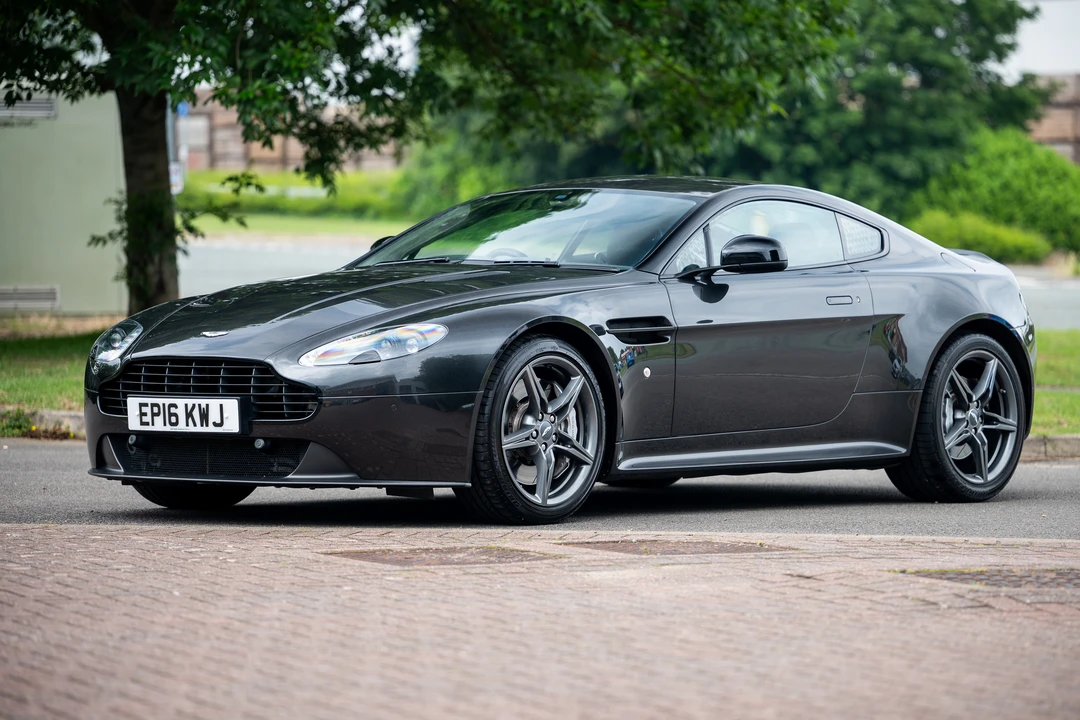 2016 Aston Martin V8 Vantage (2006-2017) - Image 3 of 31