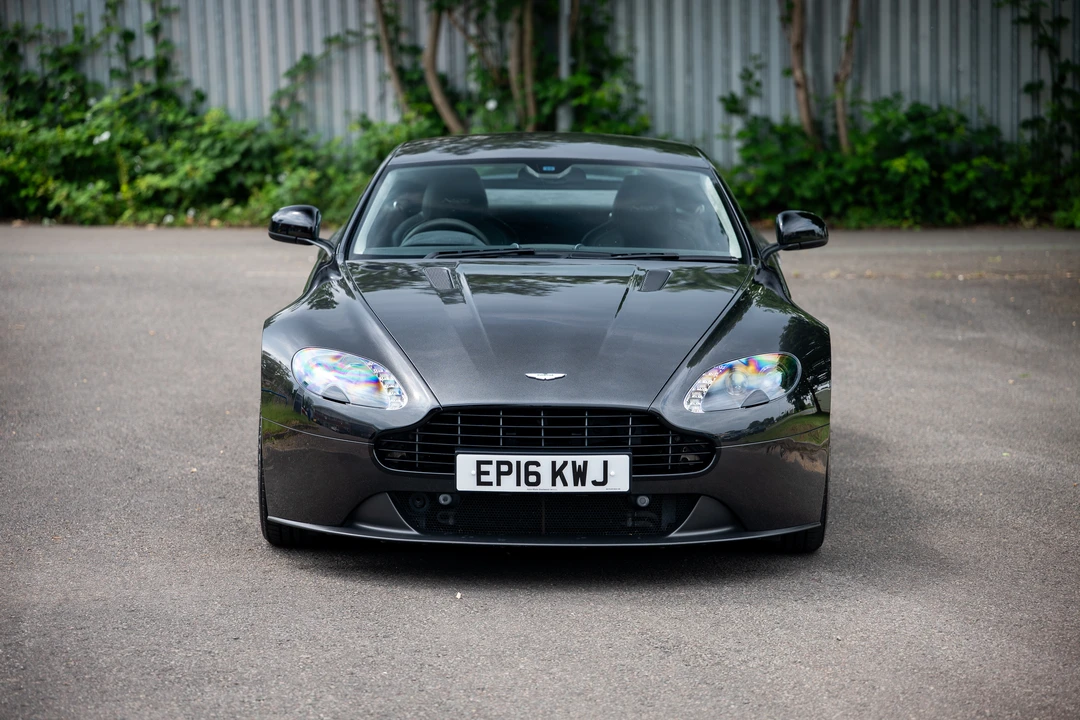 2016 Aston Martin V8 Vantage (2006-2017) - Image 10 of 31