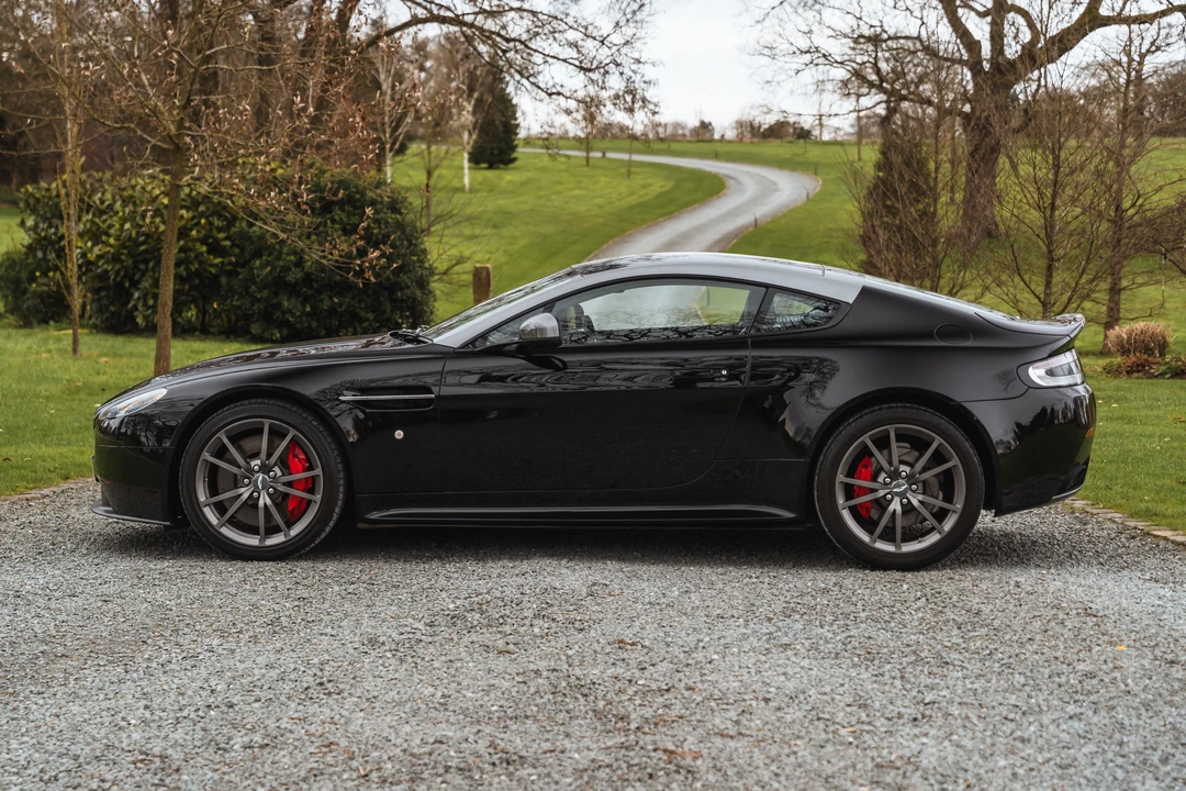 2011 Aston Martin V8 Vantage (2006-2017) - Image 6 of 31