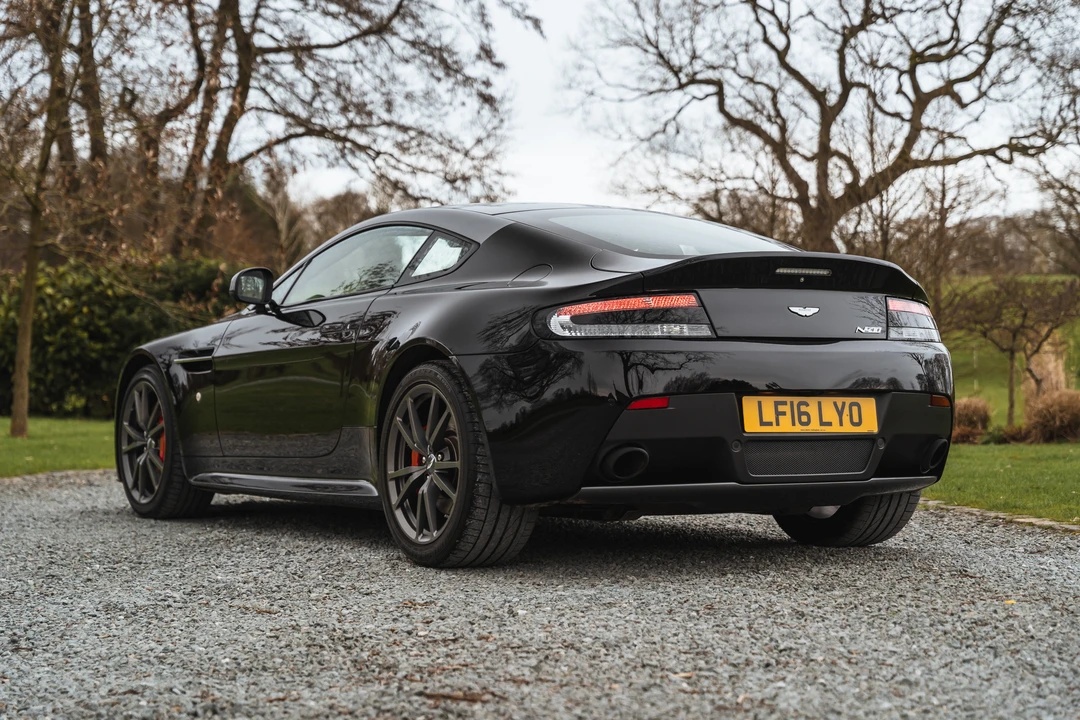 2011 Aston Martin V8 Vantage (2006-2017) - Image 9 of 31