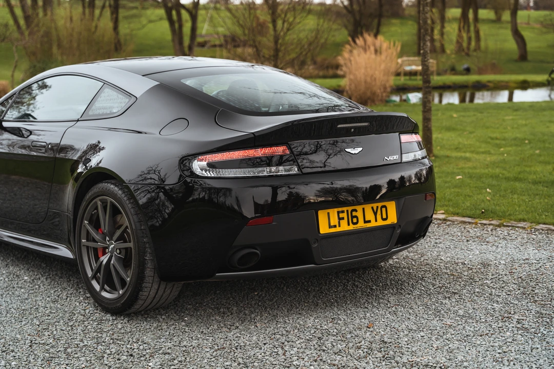 2011 Aston Martin V8 Vantage (2006-2017) - Image 27 of 31