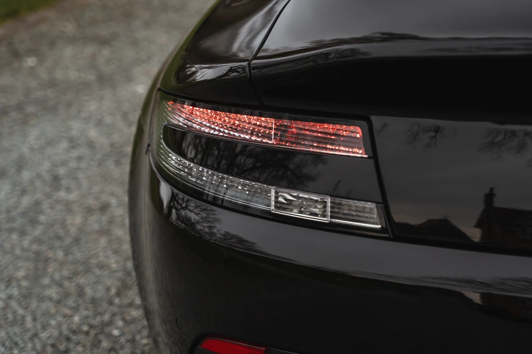 2011 Aston Martin V8 Vantage (2006-2017) - Image 29 of 31