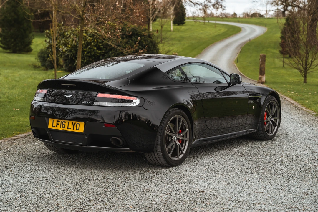 2011 Aston Martin V8 Vantage (2006-2017) - Image 12 of 31