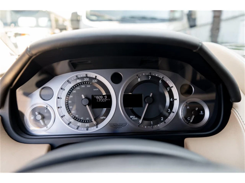 2016 Aston Martin V8 Vantage (2006-2017) - Image 6 of 12
