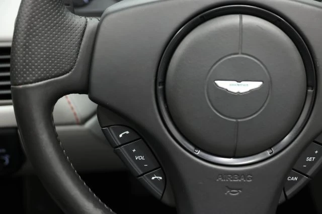 2016 Aston Martin V8 Vantage (2006-2017) - Image 25 of 31
