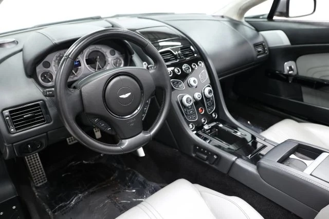 2016 Aston Martin V8 Vantage (2006-2017) - Image 2 of 31