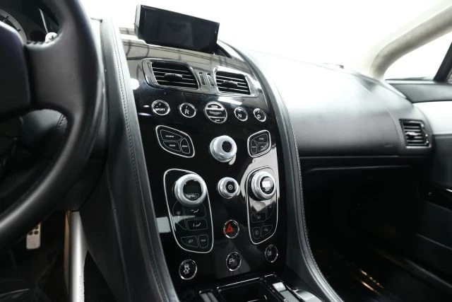 2016 Aston Martin V8 Vantage (2006-2017) - Image 28 of 31