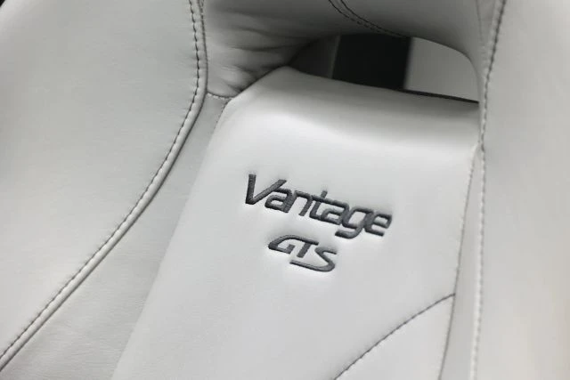 2016 Aston Martin V8 Vantage (2006-2017) - Image 18 of 31