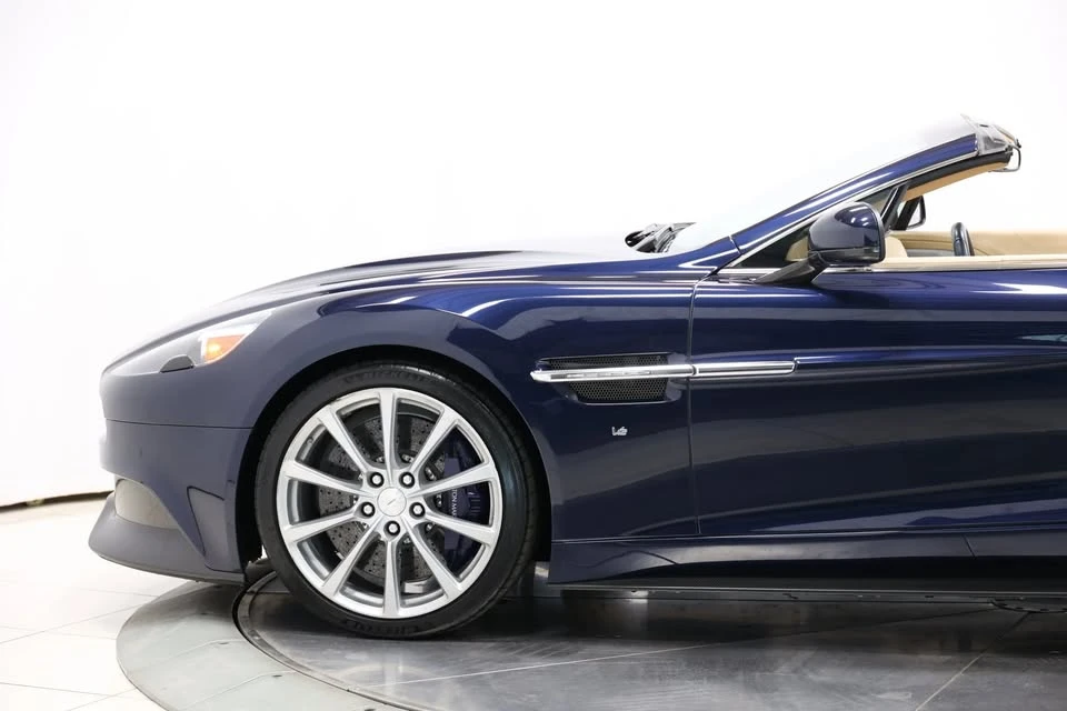 2016 Aston Martin Vanquish 2nd Gen - Image 8 of 20