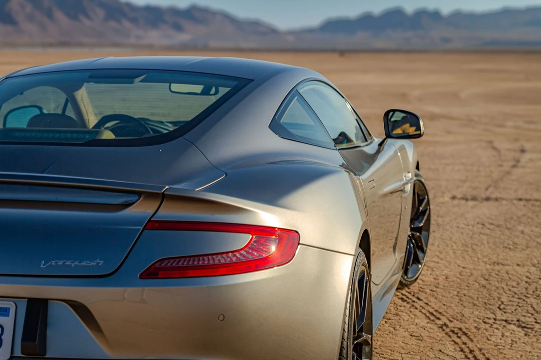 2016 Aston Martin Vanquish 2nd Gen - Image 24 of 31