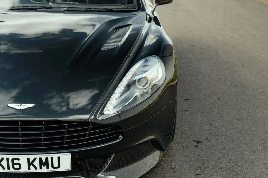 2016 Aston Martin Vanquish 2nd Gen - Image 17 of 31