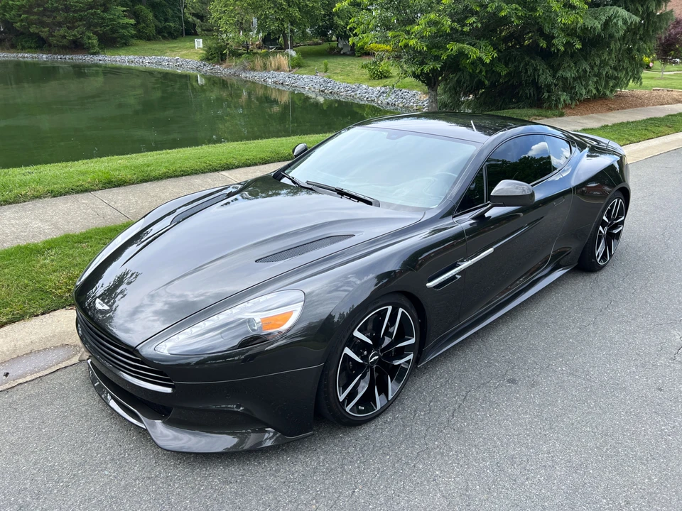 2016 Aston Martin Vanquish 2nd Gen - Image 15 of 31