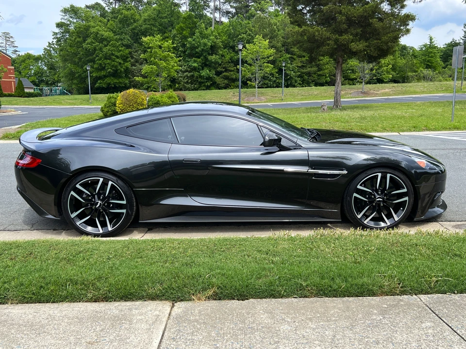 2016 Aston Martin Vanquish 2nd Gen - Image 26 of 31