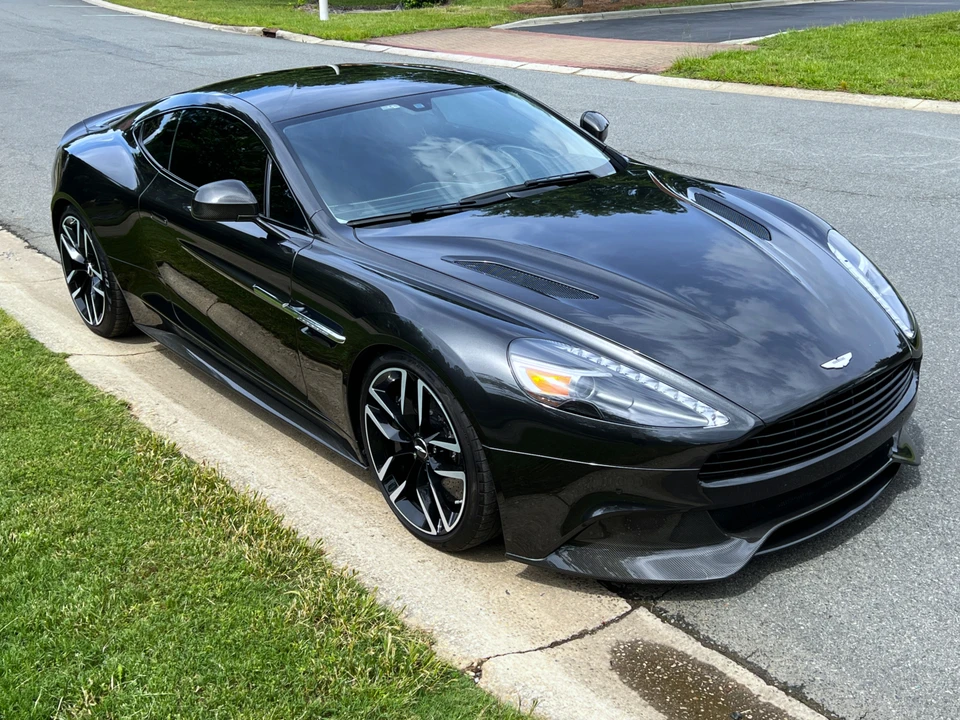 2016 Aston Martin Vanquish 2nd Gen - Image 22 of 31