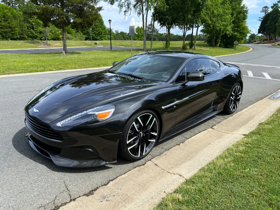 2016 Aston Martin Vanquish 2nd Gen - Image 12 of 31