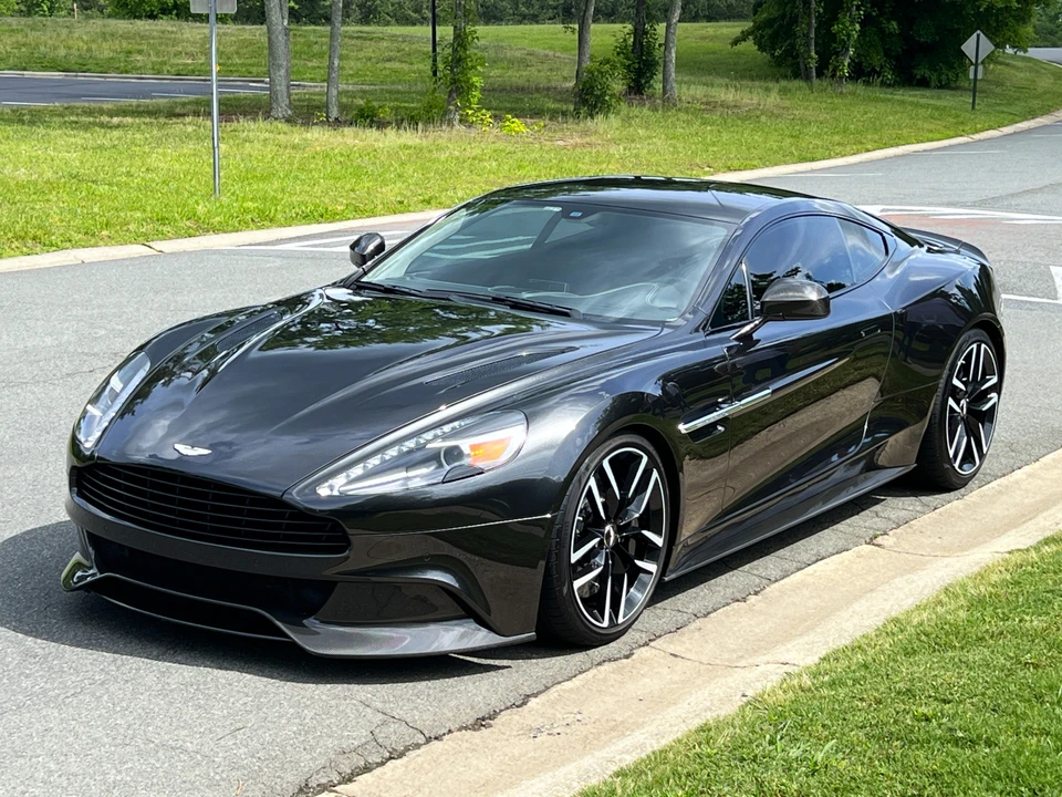 2016 Aston Martin Vanquish 2nd Gen - Image 14 of 31