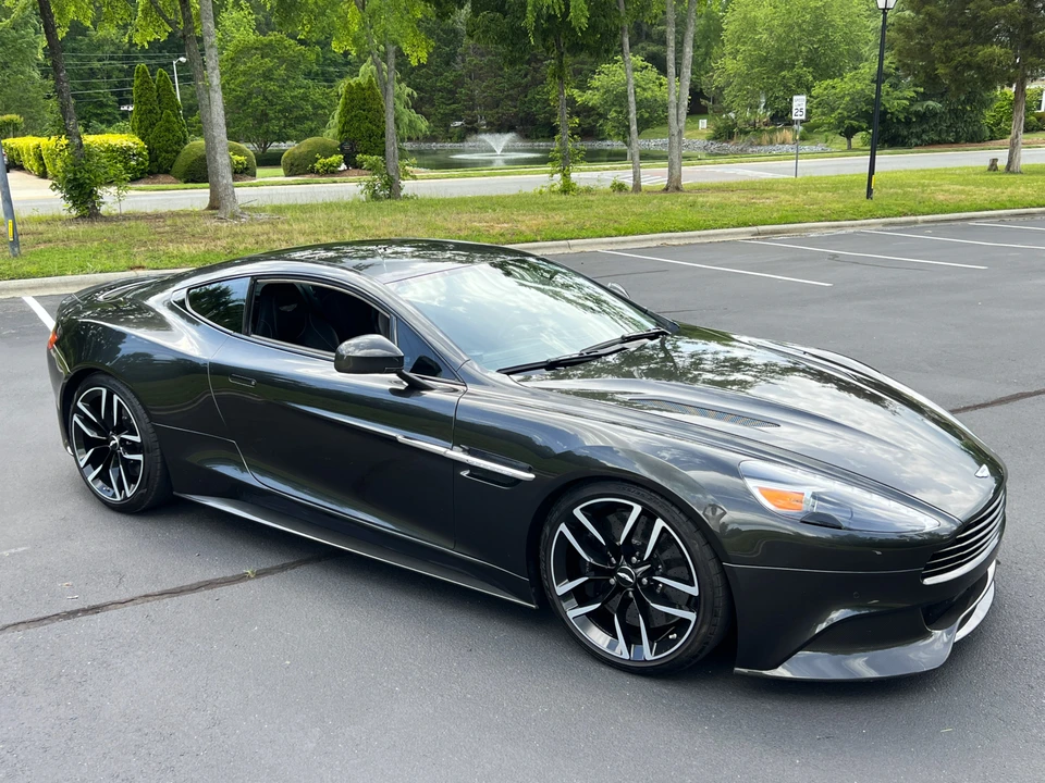 2016 Aston Martin Vanquish 2nd Gen - Image 25 of 31