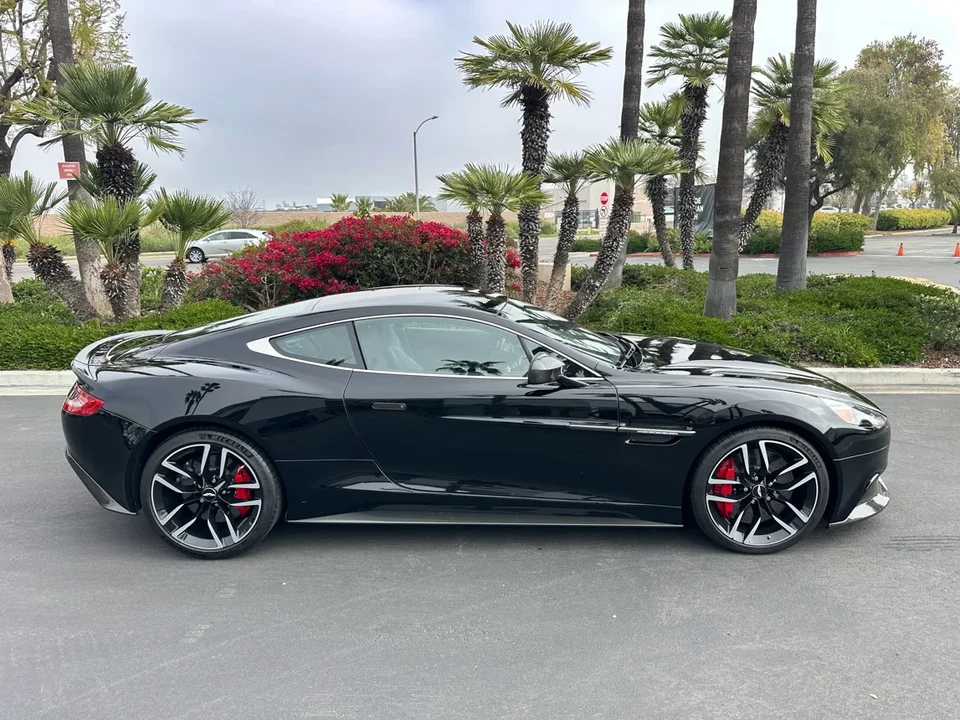 2016 Aston Martin Vanquish 2nd Gen - Image 12 of 31