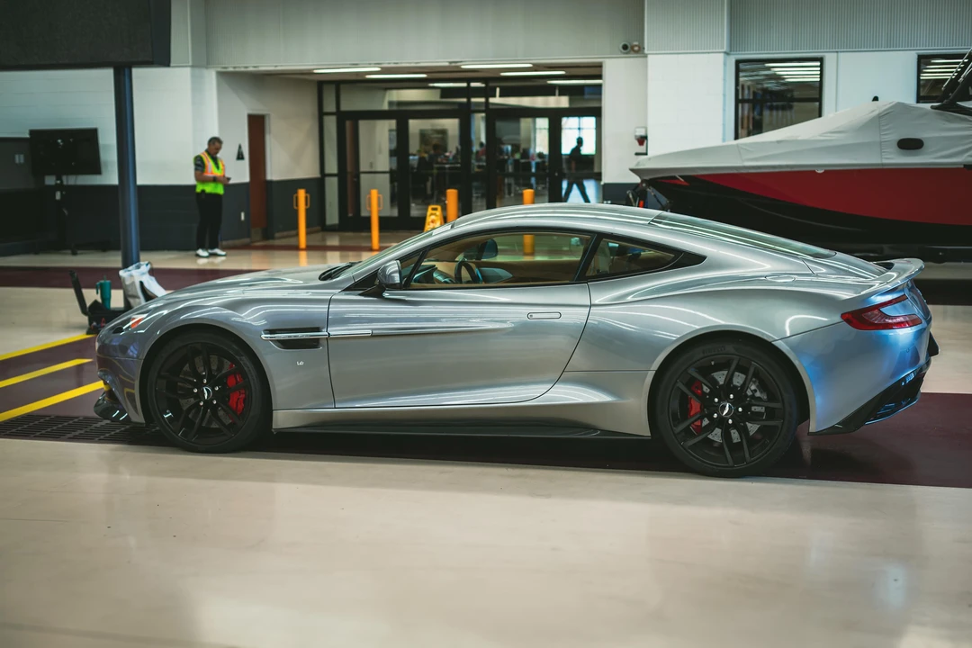2016 Aston Martin Vanquish 2nd Gen - Image 26 of 31