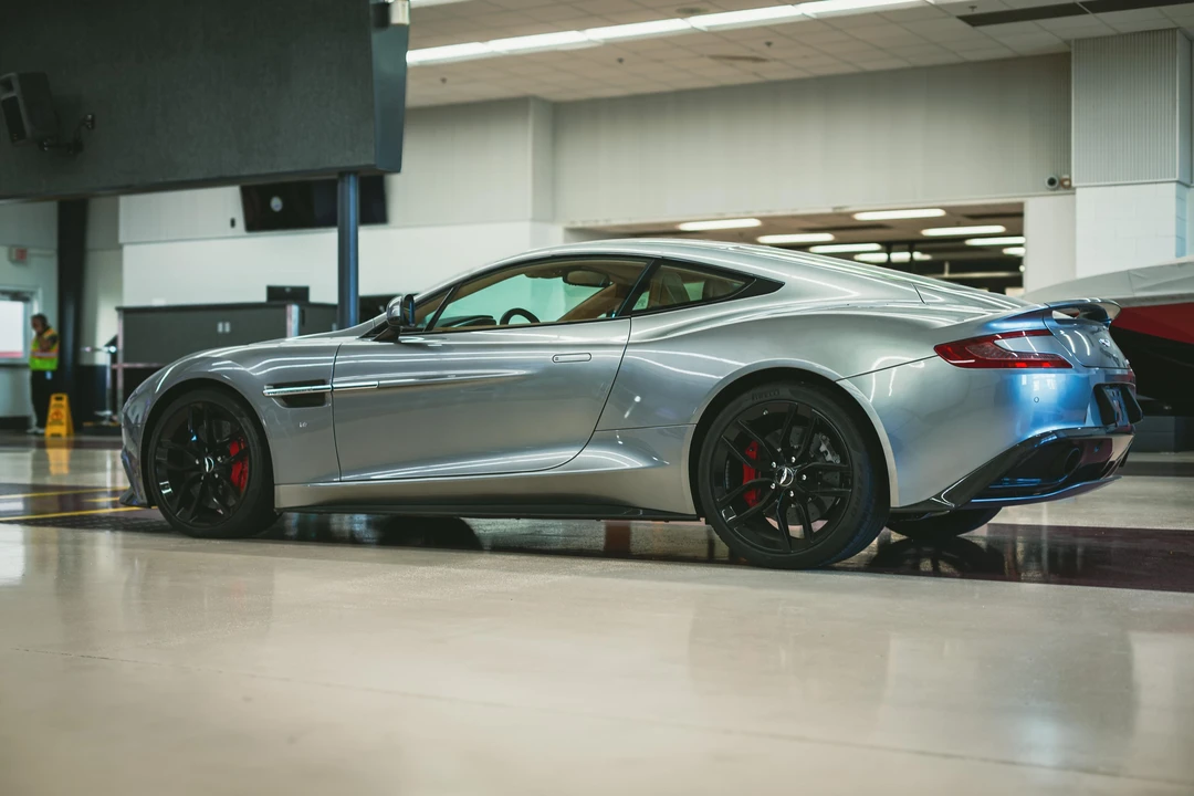 2016 Aston Martin Vanquish 2nd Gen - Image 28 of 31