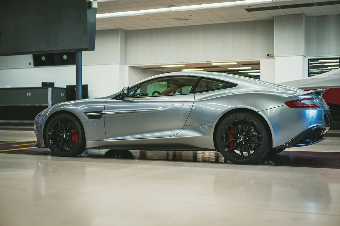 2016 Aston Martin Vanquish 2nd Gen - Image 29 of 31