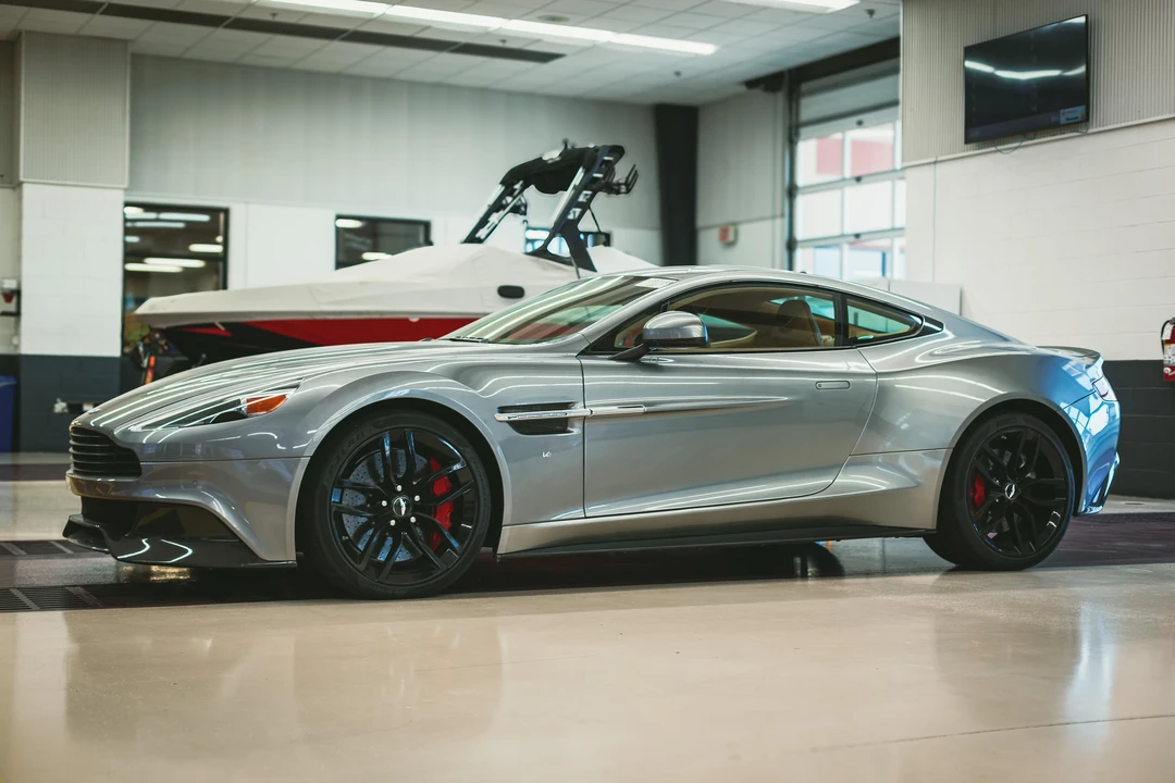 2016 Aston Martin Vanquish 2nd Gen - Image 20 of 31