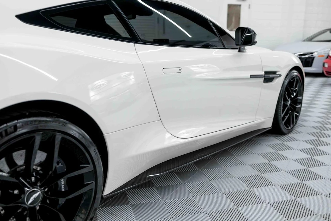 2016 Aston Martin Vanquish 2nd Gen - Image 18 of 31