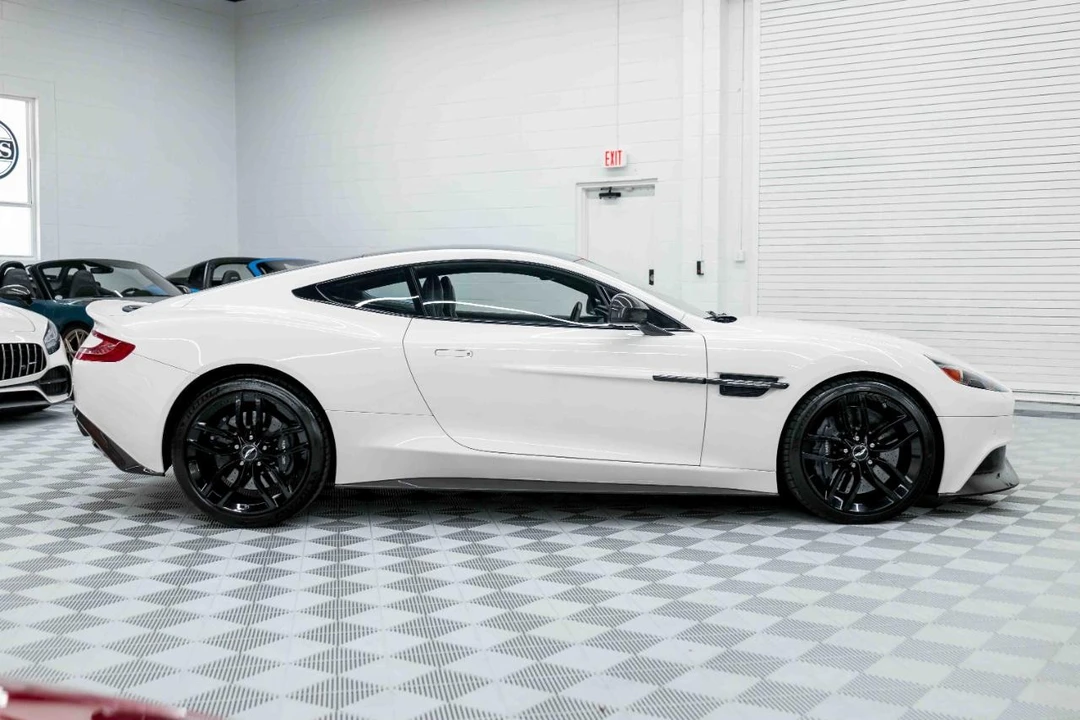 2016 Aston Martin Vanquish 2nd Gen - Image 7 of 31