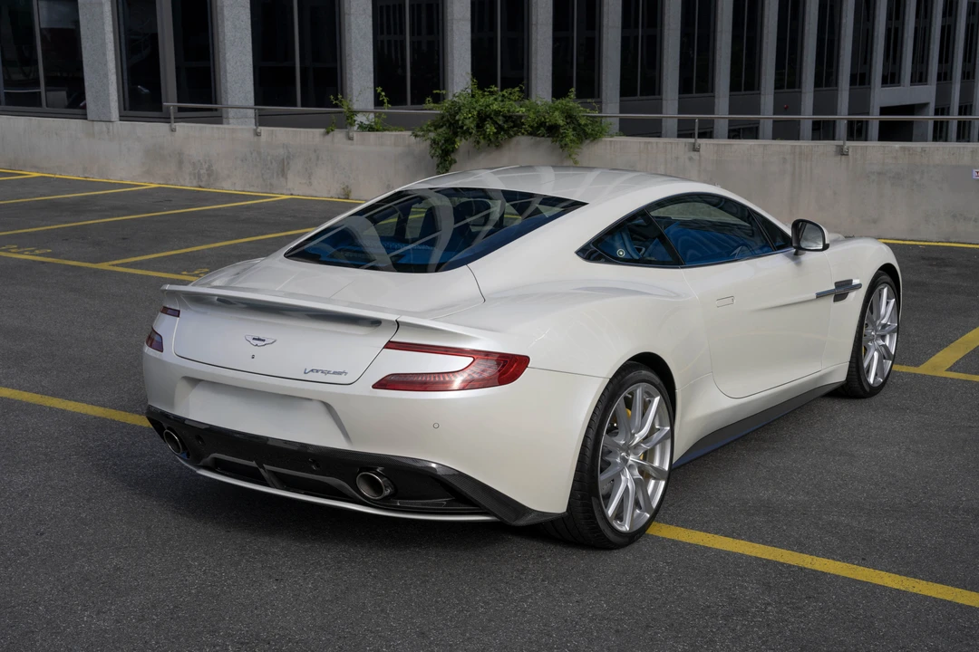 2016 Aston Martin Vanquish 2nd Gen - Image 7 of 31